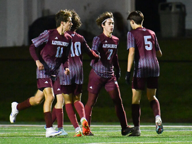 1015_SOCKWELLS_BSOC News, Sports, Jobs Williamsport SunGazette